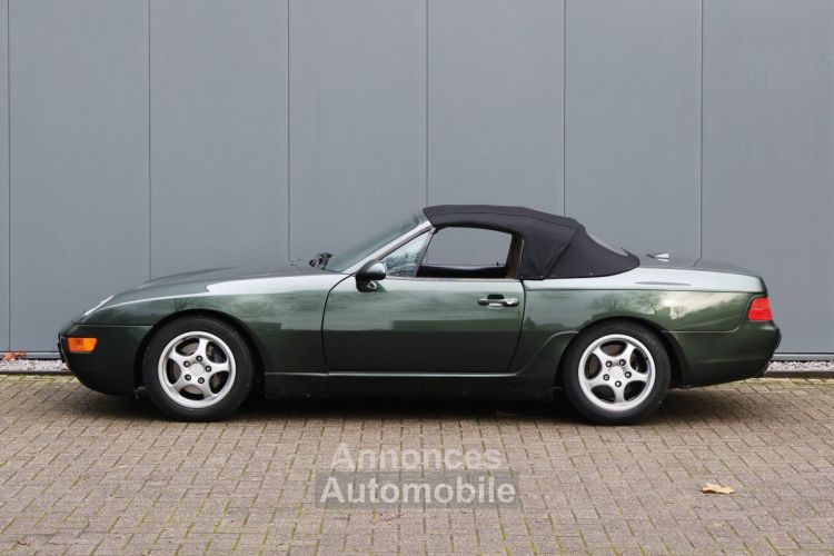 Porsche 968 convertible with manual transmission 3.0L 16-valve inline-four engine 239 HP - <small></small> 38.500 € <small>TTC</small> - #24