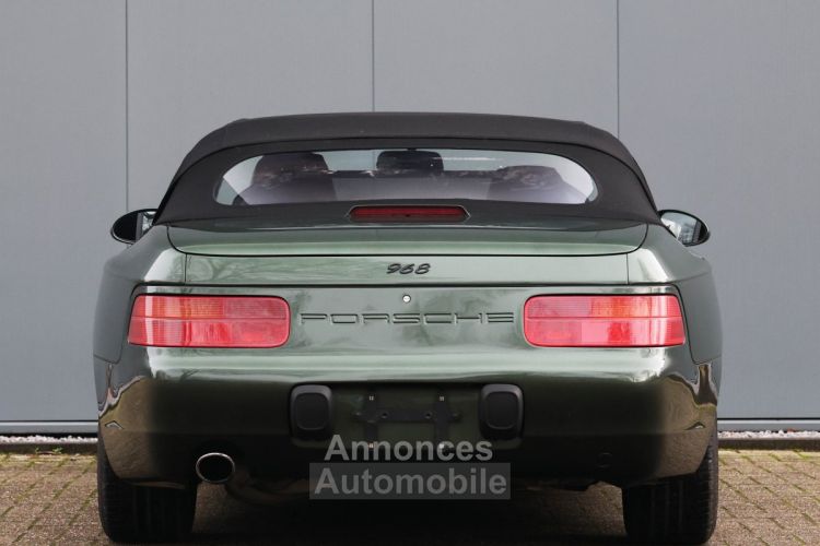 Porsche 968 convertible with manual transmission 3.0L 16-valve inline-four engine 239 HP - <small></small> 38.500 € <small>TTC</small> - #28