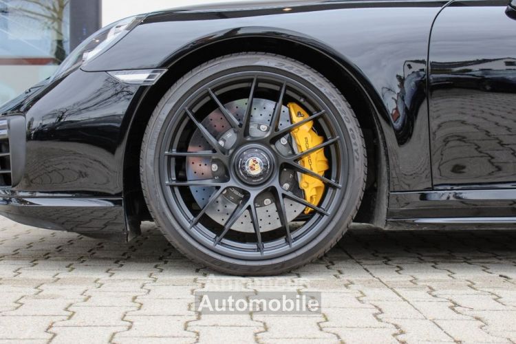 Porsche 991 .2 Turbo S 581 PDK / PDLS+ / PCCB / CHRONO / PASM / PDCC / PDLS+/ BOSE / PTV+/  Porsche APPROVED 12 mois - <small></small> 165.990 € <small>TTC</small> - #19