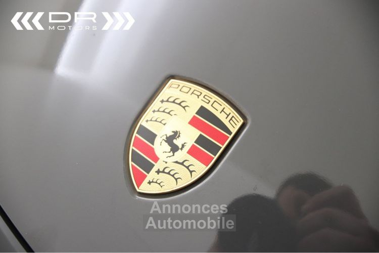 Porsche 991 50 th JAHRE EDITION - COLLECTORS ITEM POWERKIT NAVI PANODAK 12M GARANTIE - <small></small> 124.995 € <small>TTC</small> - #29