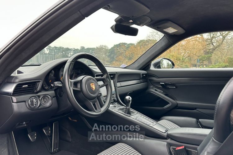 Porsche 991 911 991 GT3 Touring 4.0 500 CH BVM6 - <small></small> 180.000 € <small>TTC</small> - #17