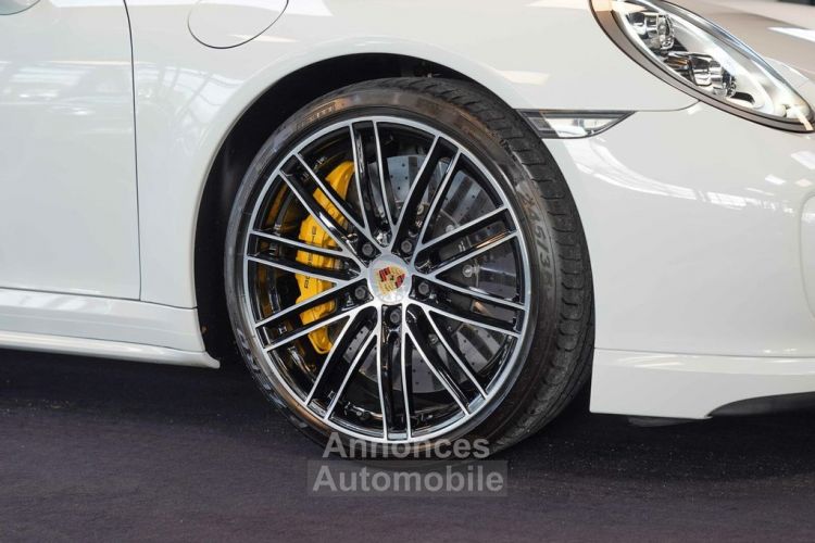 Porsche 991 911 991.2 Turbo S 581 Cabrio Carbon Burmester Céramik PASM CHRONO Porsche-Approved-Garantie 06/2024 Recond. - <small></small> 175.990 € <small>TTC</small> - #16
