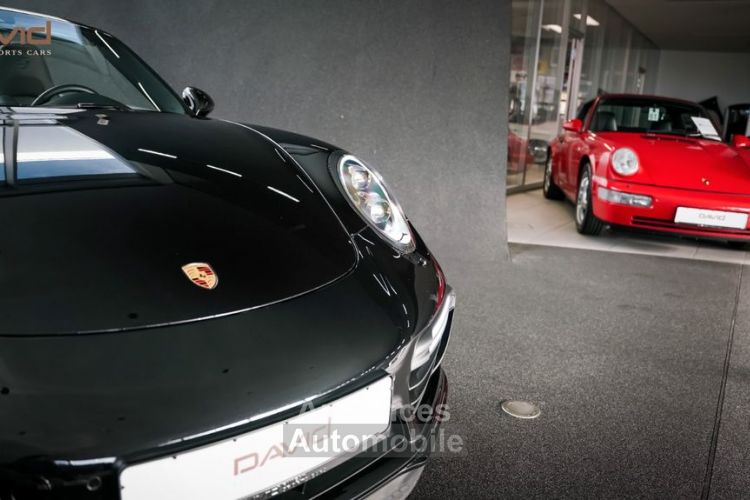 Porsche 991 991 .2 Turbo S 581 Cabrio CHRONO BURMEISTER PCCB Full Black Porsche Approved Garantie 17.03.2025 - <small></small> 185.990 € <small>TTC</small> - #5