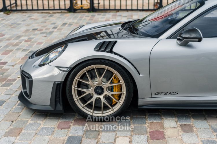 Porsche 991 GT2 RS *Weissach Package* - <small></small> 359.000 € <small>TTC</small> - #47