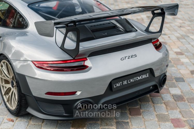 Porsche 991 GT2 RS *Weissach Package* - <small></small> 359.000 € <small>TTC</small> - #52