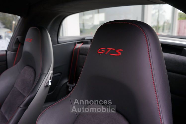 Porsche 991 Ph. 1 Targa 4 GTS 430 Ch PDK - 1.295 €/mois - Pack Intérieur GTS Cuir/Alcantara Avec Surpiqûres Rouges - Caméra - APPLE CarPlay - Garantie 12 Mois - <small></small> 144.500 € <small>TTC</small> - #36