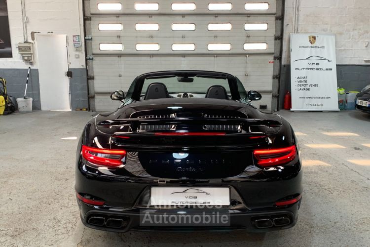 Porsche 991 PORSCHE 991 TURBO S 3.8 580CV PDK CABRIOLET / 42500KMS / APPROVED 1 AN - <small></small> 165.990 € <small>TTC</small> - #27