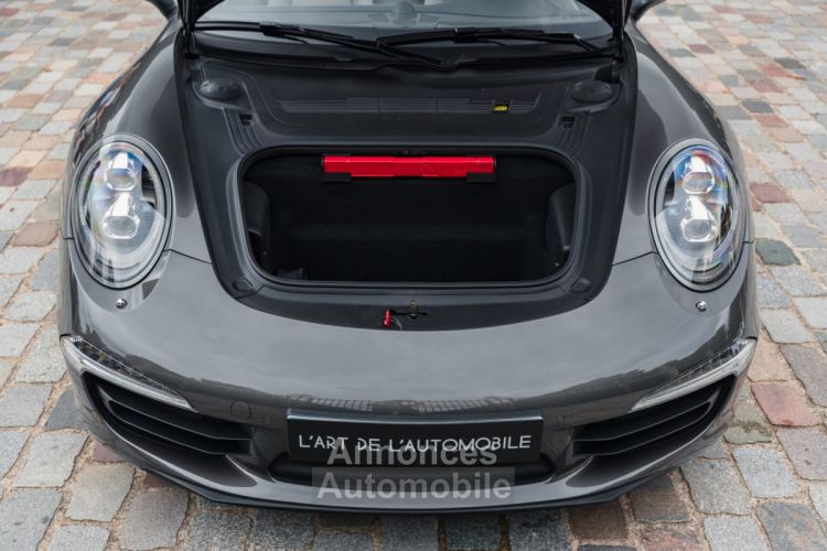 Porsche 991 Targa 4S *Only 1 350 kms* - <small></small> 179.900 € <small>TTC</small> - #32