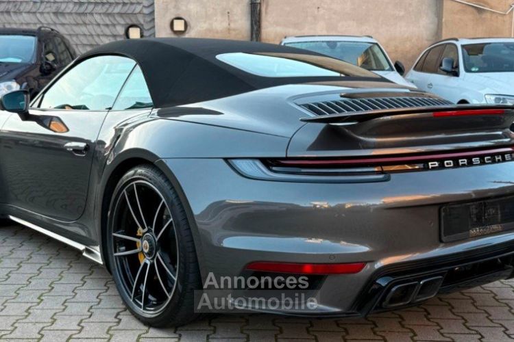 Porsche 992  CABRIOLET 3.8 650 TURBO S * GARANTIE 12 MOIS* - <small></small> 209.900 € <small>TTC</small> - #2