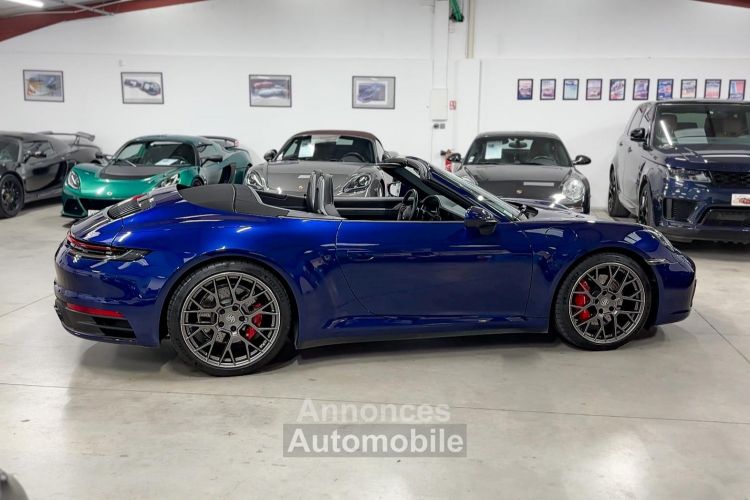 Porsche 992 911 CARRERA 4S CABRIOLET PDK 1° MAIN FR - <small></small> 225.000 € <small>TTC</small> - #42