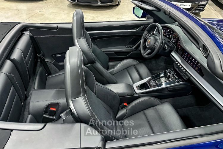 Porsche 992 911 CARRERA 4S CABRIOLET PDK 1° MAIN FR - <small></small> 225.000 € <small>TTC</small> - #22