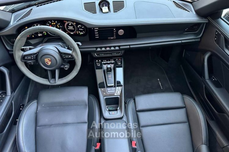 Porsche 992 911 Carrera GTS Cabriolet 3.0i 480 PDK - <small></small> 182.900 € <small>TTC</small> - #11