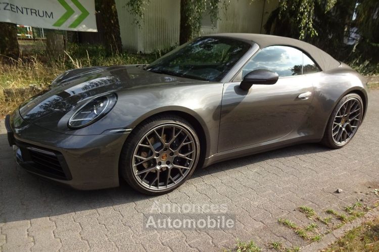 Porsche 992 CAB 385ch SPORT CHRONO PDLS+ SURROUND VIEW BOSE PSE SIEGES SPORT PLUS VOLANT GT SPORT PORSCHE APPROVED - <small></small> 124.990 € <small>TTC</small> - #1