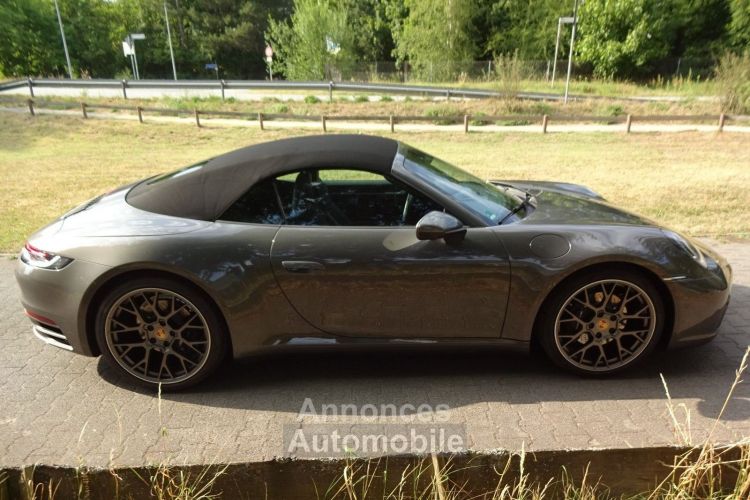 Porsche 992 CAB 385ch SPORT CHRONO PDLS+ SURROUND VIEW BOSE PSE SIEGES SPORT PLUS VOLANT GT SPORT PORSCHE APPROVED - <small></small> 124.990 € <small>TTC</small> - #7