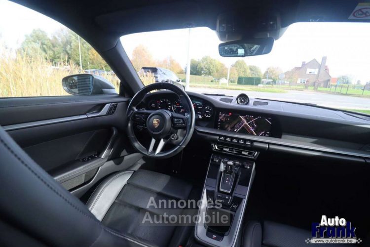 Porsche 992 CARRERA 2 PANO BOSE 14WEGE PDLS CAM - <small></small> 117.950 € <small>TTC</small> - #24