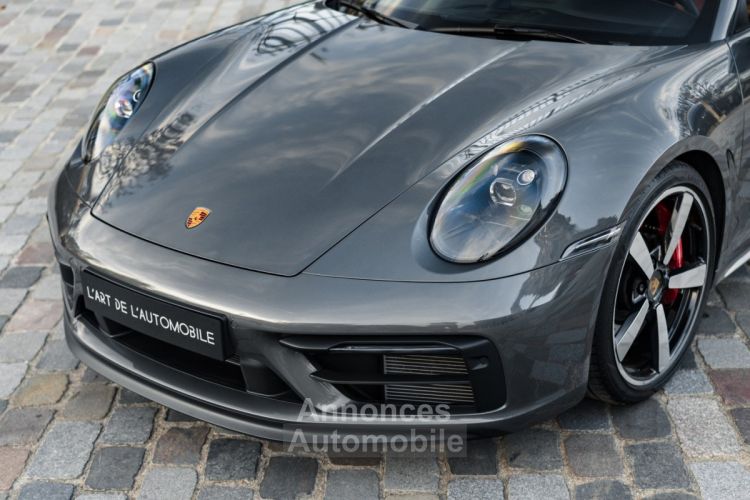 Porsche 992 Carrera 4 GTS Cabriolet - <small></small> 209.900 € <small>TTC</small> - #39