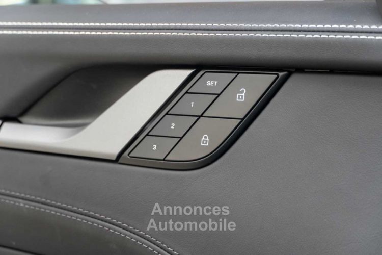 Porsche 992 Carrera 4S Sunroof VentilSeats Bose Lift - <small></small> 149.900 € <small>TTC</small> - #14