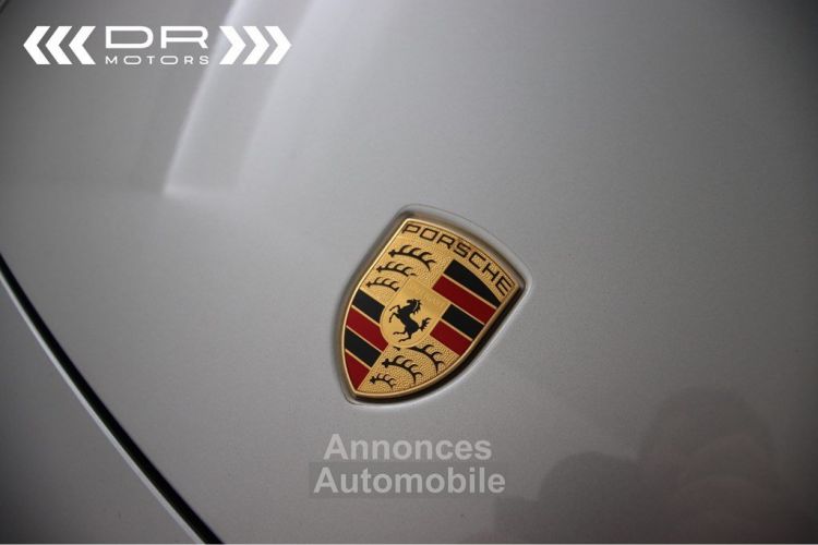 Porsche 992 CARRERA - NAVI SPORTUITLAAT PANO - <small></small> 99.995 € <small>TTC</small> - #52