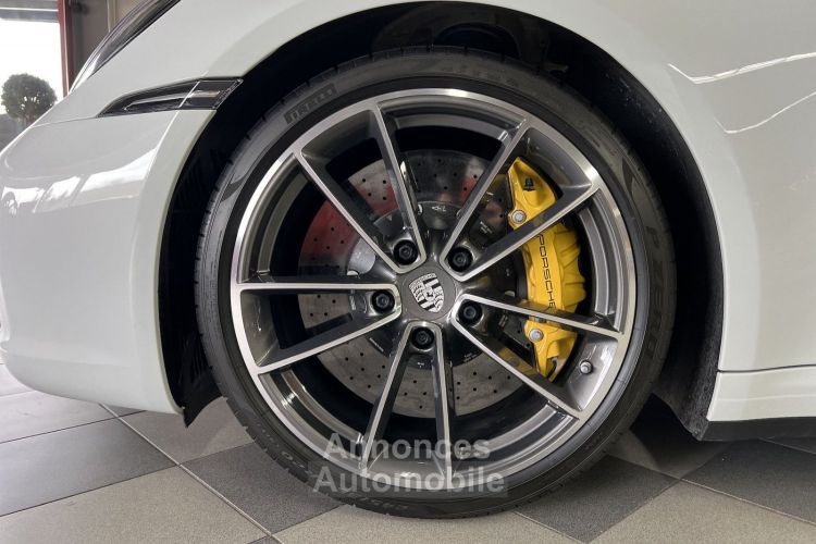 Porsche 992 Coupé S LIFT CHRONO BOSE CERAMIC NIGHT VISION DIRECTION ESSIEU ARRIERE PSE GARANTIE 12 MOIS - <small></small> 129.990 € <small>TTC</small> - #30