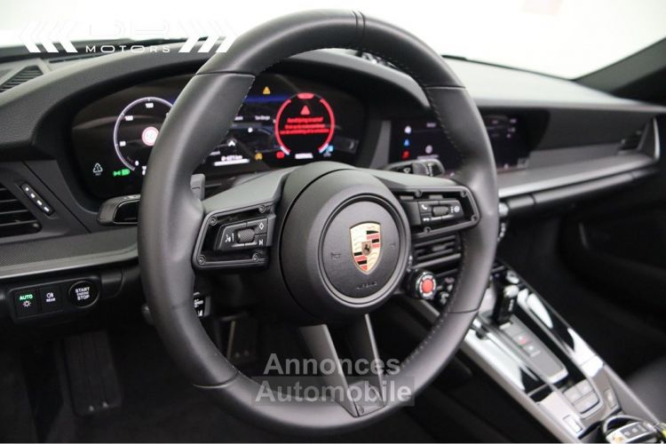 Porsche 992 FACELIFT CARRERA CABRIOLET SPORT PLUS SPORTUITLAAT- CRAYON - LIFT ADAPTIVE CRUISE - <small></small> 159.995 € <small>TTC</small> - #30