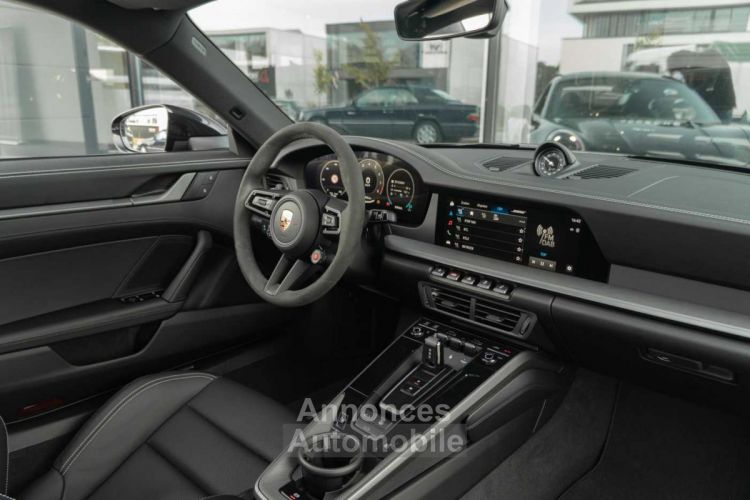 Porsche 992 Facelift Sport Design Chrono Sportexhaust BOSE Keyless - <small></small> 154.900 € <small>TTC</small> - #11