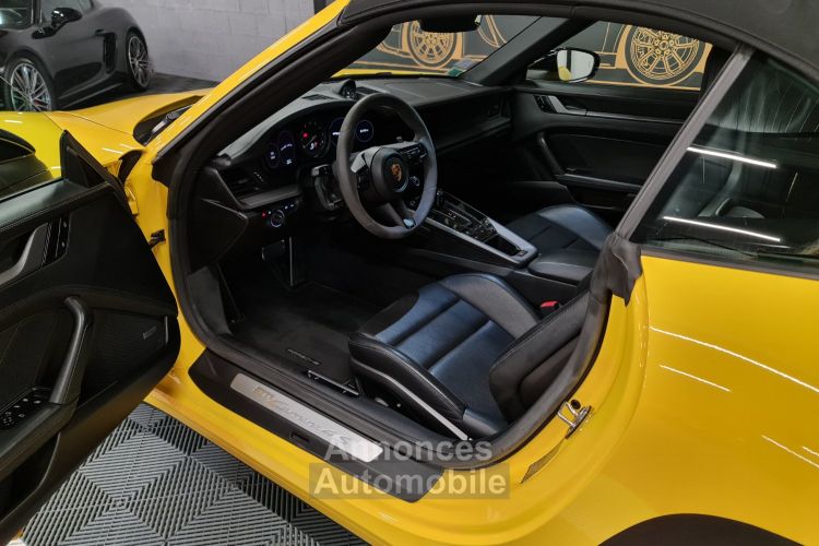 Porsche 992 PORSCHE 992 CARRERA 4S CABRIOLET JAUNE RACING – ÉCHAPPEMENT SPORT / SPORT DESIGN - <small></small> 139.990 € <small></small> - #10