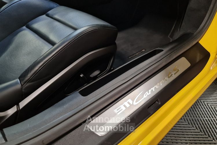 Porsche 992 PORSCHE 992 CARRERA 4S CABRIOLET JAUNE RACING – ÉCHAPPEMENT SPORT / SPORT DESIGN - <small></small> 139.990 € <small></small> - #27