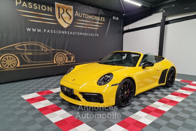 Porsche 992 PORSCHE 992 CARRERA 4S CABRIOLET JAUNE RACING – ÉCHAPPEMENT SPORT / SPORT DESIGN - <small></small> 139.990 € <small></small> - #39