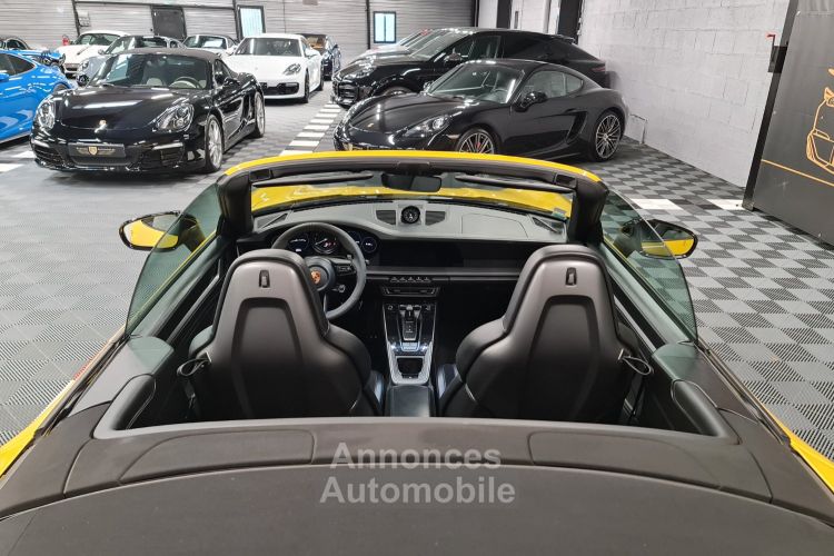 Porsche 992 PORSCHE 992 CARRERA 4S CABRIOLET JAUNE RACING – ÉCHAPPEMENT SPORT / SPORT DESIGN - <small></small> 139.990 € <small></small> - #40