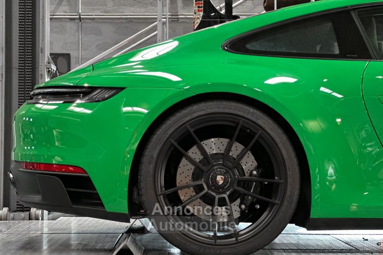 Porsche 992 PORSCHE 992 CARRERA GTS Python Green – PREMIERE MAIN - <small></small> 169.900 € <small></small> - #30