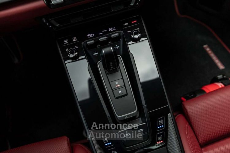 Porsche 992 TARGA 4GTS 480PK-LIFT-SPORTDES-MATRIX-CHR-18W-BURM - <small></small> 199.900 € <small>TTC</small> - #45