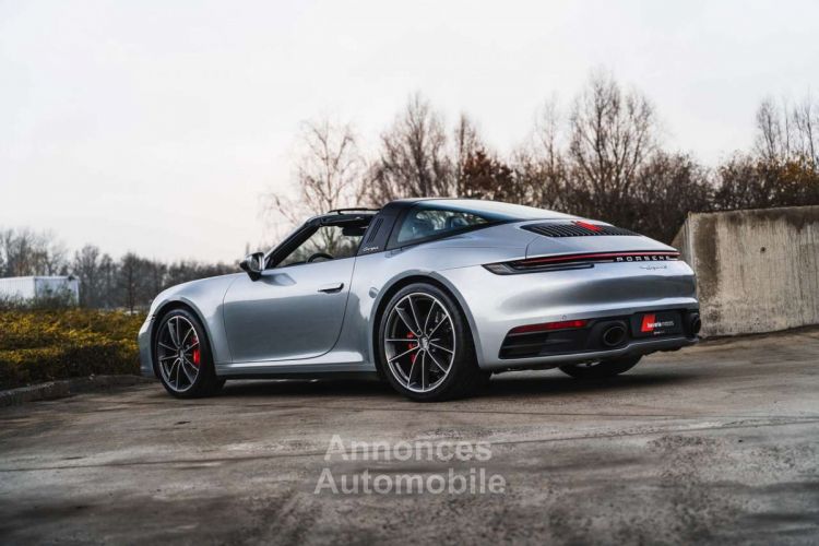 Porsche 992 Targa 4S BOSE Dolomite Silver 21 18-Way - <small></small> 147.900 € <small>TTC</small> - #9