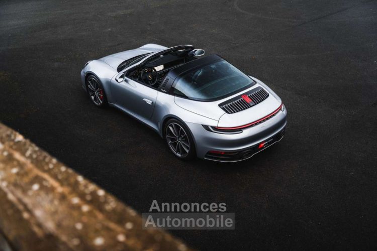 Porsche 992 Targa 4S BOSE Dolomite Silver 21 18-Way - <small></small> 147.900 € <small>TTC</small> - #29