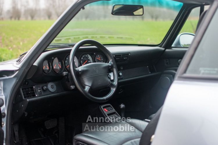 Porsche 993 Carrera 2 - <small></small> 85.000 € <small>TTC</small> - #17