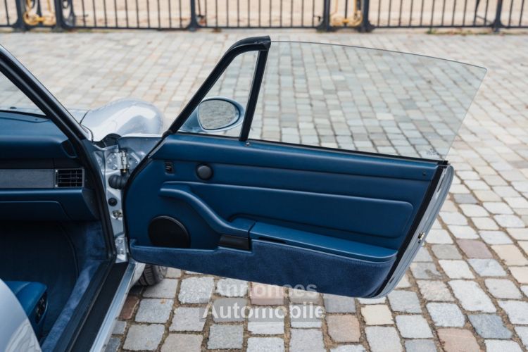 Porsche 993 Targa *Midnight Blue leather* - <small></small> 139.900 € <small>TTC</small> - #36