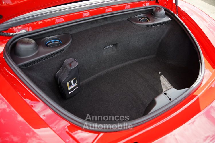 Porsche Boxster 981 GTS PDK - Parfaitement Optionné (Pack Intérieur GTS, Carbone, Sièges Sport Plus, BOSE, ...) - Carnet 100% PORSCHE - Révisée 07/2024 - Gar. 12 Mois - <small></small> 84.900 € <small>TTC</small> - #24