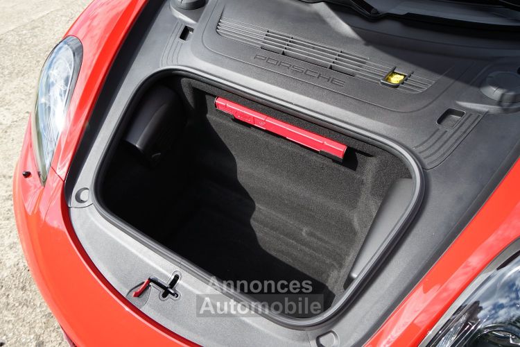 Porsche Boxster 981 GTS PDK - Parfaitement Optionné (Pack Intérieur GTS, Carbone, Sièges Sport Plus, BOSE, ...) - Carnet 100% PORSCHE - Révisée 07/2024 - Gar. 12 Mois - <small></small> 84.900 € <small>TTC</small> - #23