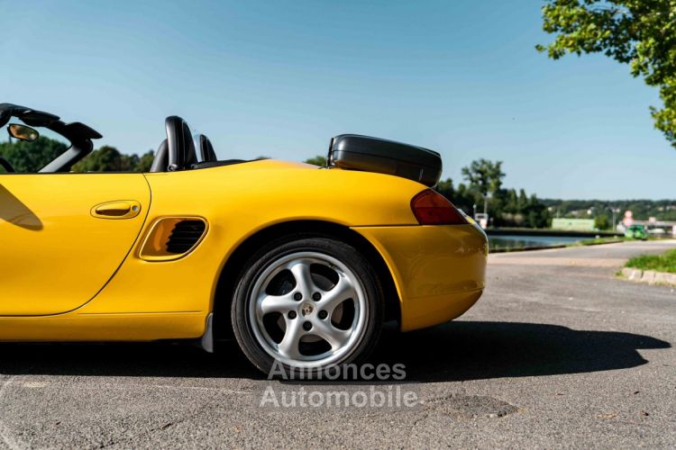 Porsche Boxster 986 2.7 220 ch - <small></small> 18.490 € <small>TTC</small> - #52