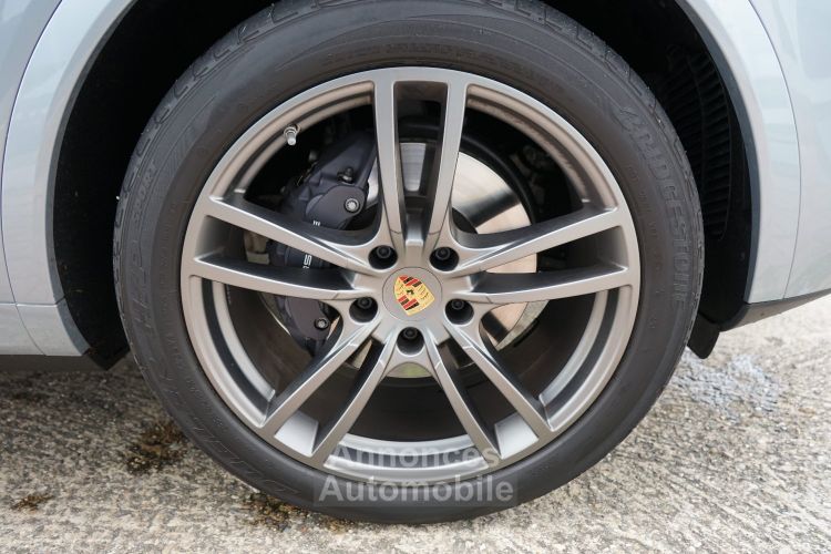 Porsche Cayenne (3) V6 3.0 E Hybrid - 1ère Main France - 895 €/mois - Révisé 08/2023 - Toit Pano, Roues AR Directrices, Susp. Pneumatique, Accès Confort, ... - Garant - <small></small> 91.900 € <small>TTC</small> - #10