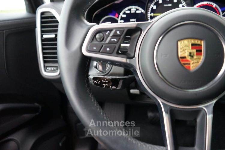 Porsche Cayenne (3) V6 3.0 E Hybrid - 1ère Main France - 895 €/mois - Révisé 08/2023 - Toit Pano, Roues AR Directrices, Susp. Pneumatique, Accès Confort, ... - Garant - <small></small> 91.900 € <small>TTC</small> - #22