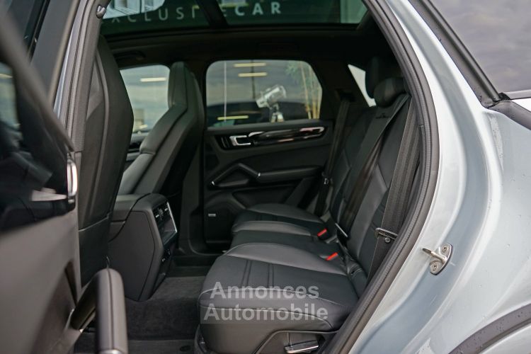 Porsche Cayenne (3) V6 3.0 E Hybrid - 1ère Main France - 895 €/mois - Révisé 08/2023 - Toit Pano, Roues AR Directrices, Susp. Pneumatique, Accès Confort, ... - Garant - <small></small> 91.900 € <small>TTC</small> - #41