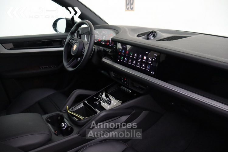 Porsche Cayenne 3.0 E-HYBRID NEW MODEL - 18 WAY SPORTZETELS PANODAK BOSE LUCHTVERING MATRIX - <small></small> 124.995 € <small>TTC</small> - #15