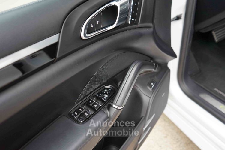 Porsche Cayenne 3.0 V6 416 Ch S E-Hybrid Ph. 2 - 615 €/mois - Origine France - Toit Pano - Susp. Pneumatique + PASM - BOSE - Attelage - Carnet PORSCHE - Gar. 12 Mois - <small></small> 42.750 € <small>TTC</small> - #33