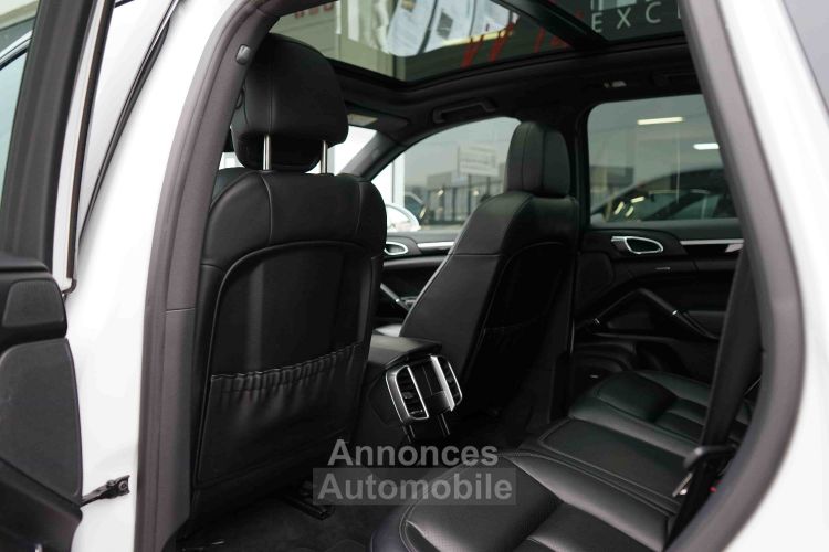 Porsche Cayenne 3.0 V6 416 Ch S E-Hybrid Ph. 2 - 615 €/mois - Origine France - Toit Pano - Susp. Pneumatique + PASM - BOSE - Attelage - Carnet PORSCHE - Gar. 12 Mois - <small></small> 42.750 € <small>TTC</small> - #37