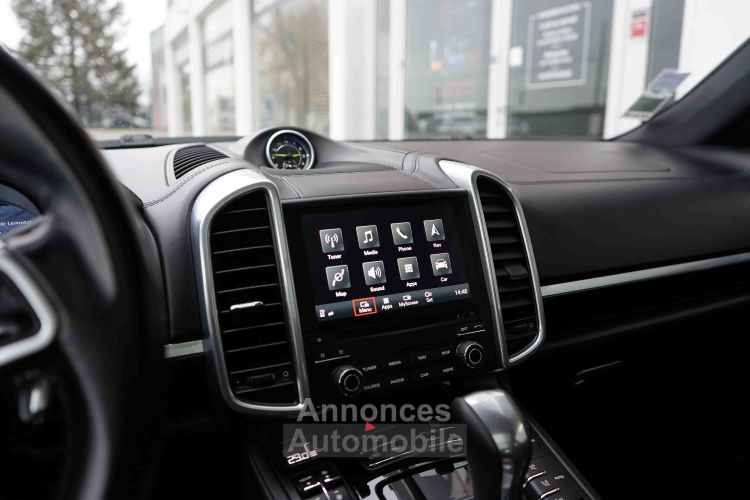 Porsche Cayenne 3.0 V6 416 Ch S E-Hybrid Ph. 2 - 615 €/mois - Origine France - Toit Pano - Susp. Pneumatique + PASM - BOSE - Attelage - Carnet PORSCHE - Gar. 12 Mois - <small></small> 42.750 € <small>TTC</small> - #24