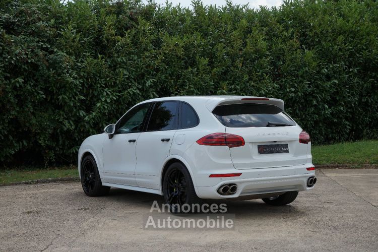 Porsche Cayenne 3.0 V6 416 Ch S E-Hybrid Ph. 2 - 615 €/mois - Origine France - Toit Pano - Susp. Pneumatique + PASM - BOSE - Attelage - Carnet PORSCHE - Gar. 12 Mois - <small></small> 42.750 € <small>TTC</small> - #3