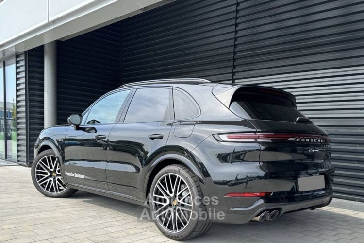 Porsche Cayenne 3.0 V6 470ch E-Hybrid - <small></small> 124.900 € <small>TTC</small> - #2