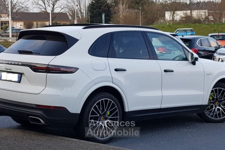 Porsche Cayenne 3.0 V6 E-HYBRID 462 CV TIPTRONIC  TOIT PANO MATRIX LED - <small></small> 72.990 € <small>TTC</small> - #25