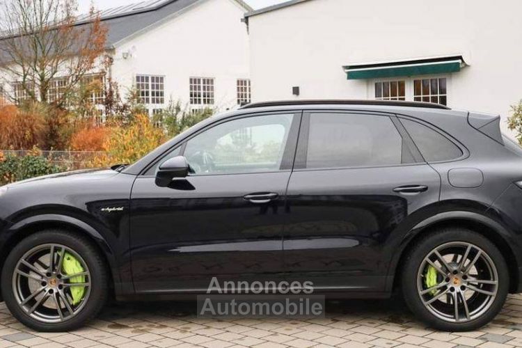 Porsche Cayenne Coupe 3.0 V6 462ch E-Hybrid - <small></small> 83.900 € <small>TTC</small> - #4