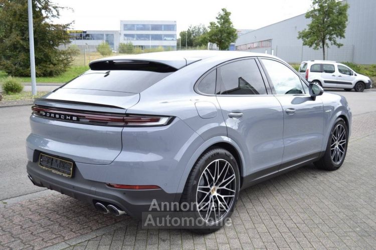 Porsche Cayenne Coupe 3.0 V6 470ch E-Hybrid - <small></small> 126.490 € <small>TTC</small> - #2